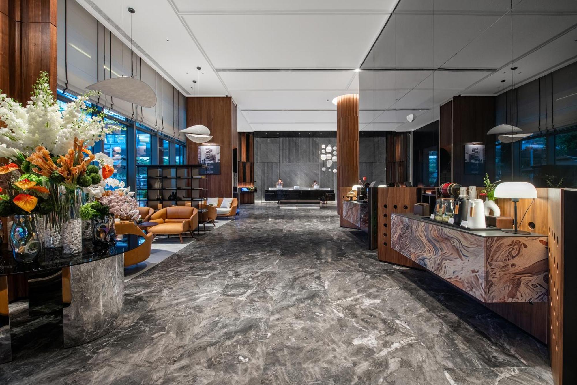 Intercity Hongqiao Necc Hotel