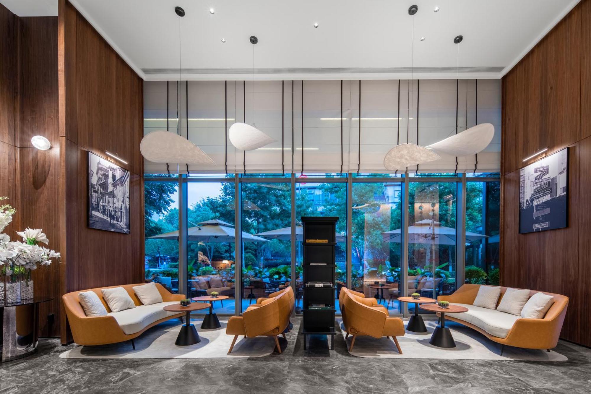 Intercity Hongqiao Necc Hotel